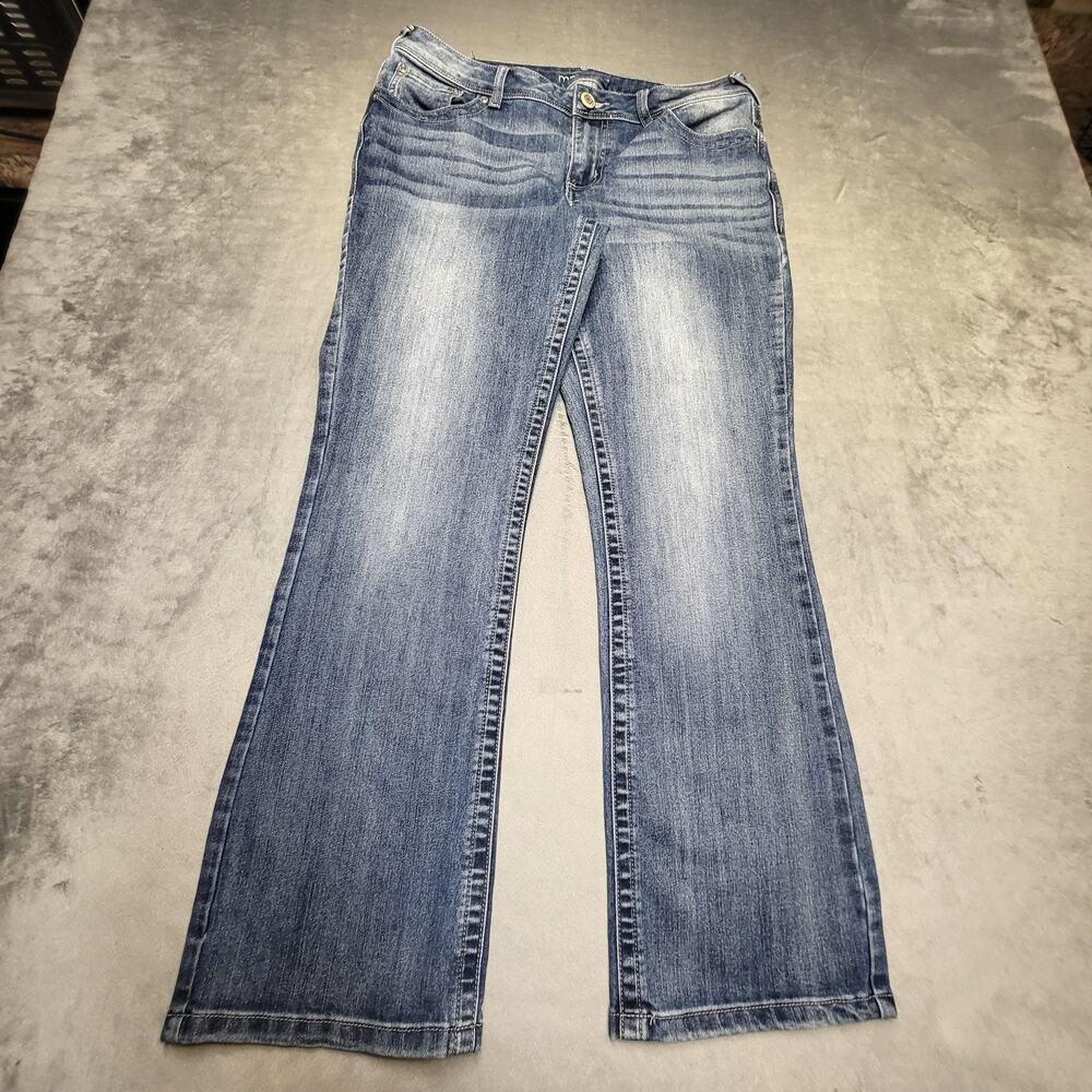 Maurices Jeans Womens 8 Short Blue Bootcut Light Wash Stretch 5-Pocket